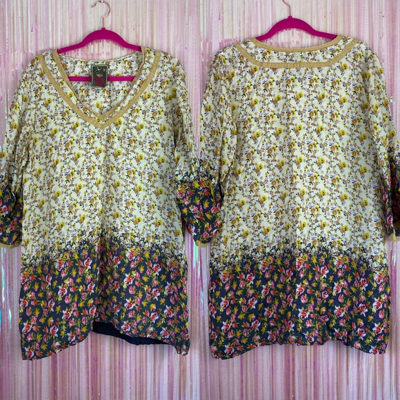 Johnny Was Tops - Johnny Was Multicolored Floral Tunic Top